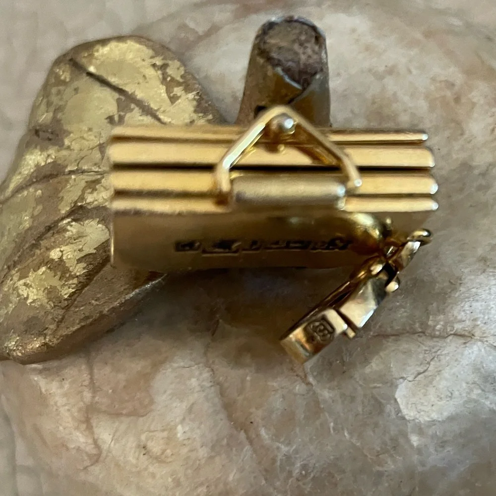 L00k B00k ChArM. RaRe, DIFfIcUlT T0 FiNd!🧡♥️💚 - Picture 10 of 11